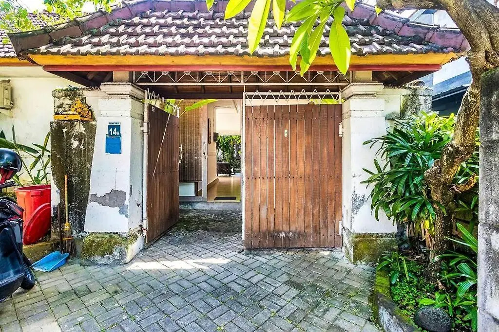 Legian Beach 3 Bedroom Villa Legian (Bali)